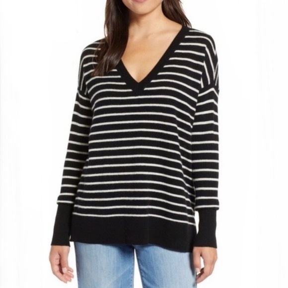 Halogen Cashmere Sweater Black White Stripe Medium V-neck Long Sleeve Pullover - Picture 1 of 8